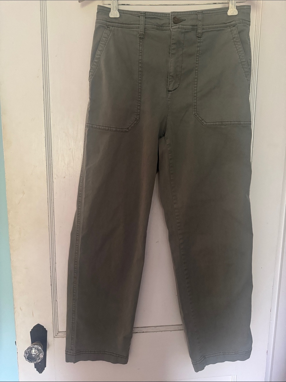 EUC GAP Girlfriend Khaki Olive Pants size 4